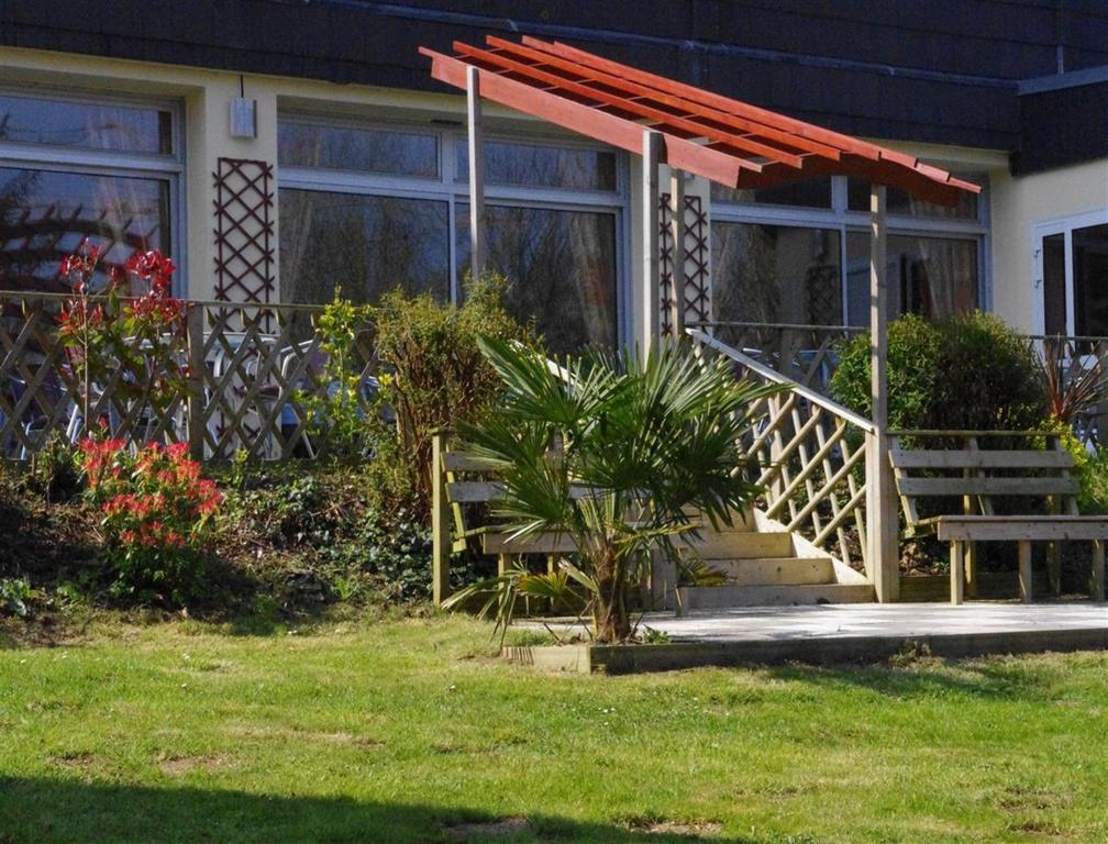 Hotel Le Roudou Fouesnant Exterior photo